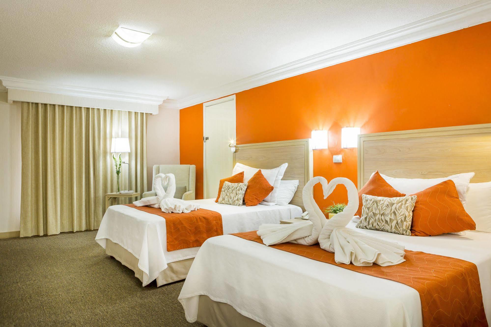 Hotel Flamingo Irapuato Exterior photo